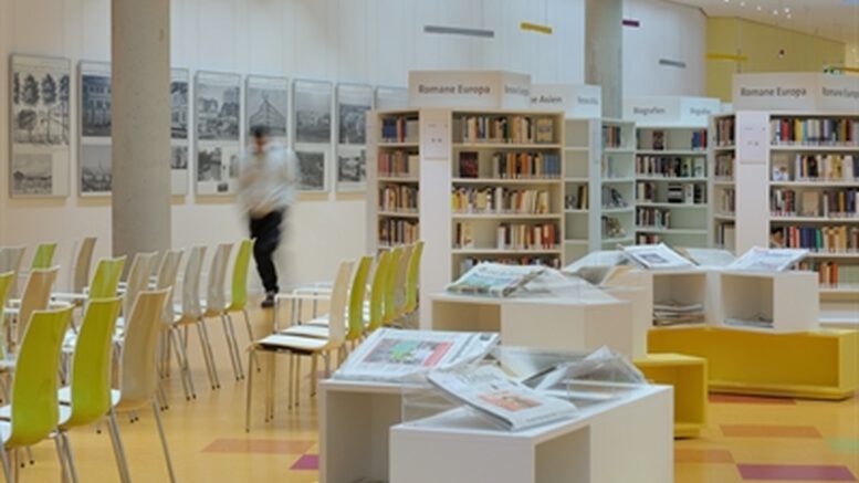 Klimatisierte Bibliothek in Hanau bietet ruhigen Arbeitsort mit kostenlosem WLAN