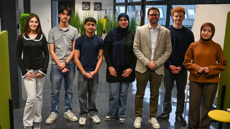 Schülervertretung und Bürgermeister beraten Schulbau, Ganztagsanspruch und Demokratieprojekte